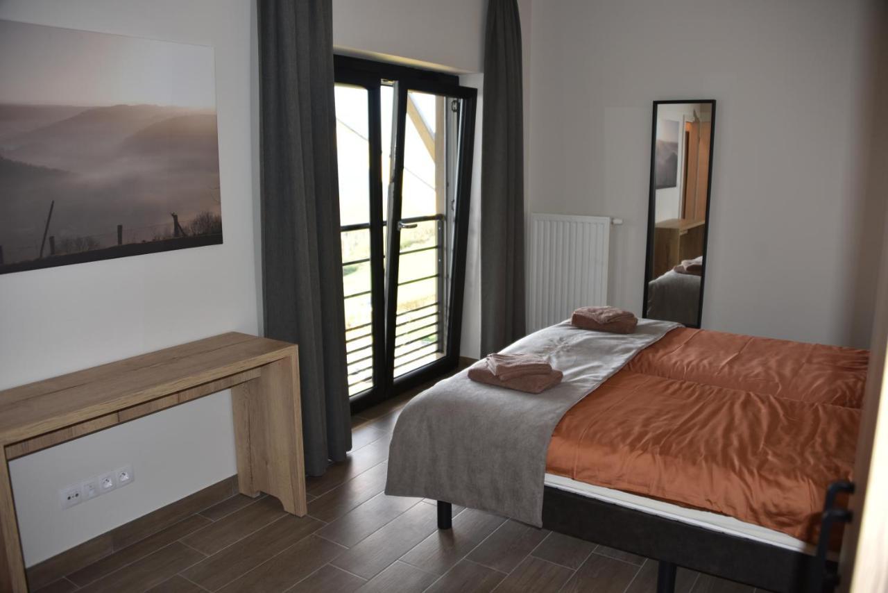 Rochehaut, Les Semoiselles, Villa Charlotte Bouillon Extérieur photo